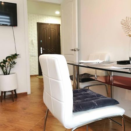 Studio Apartment In The Center Shostka Exteriér fotografie